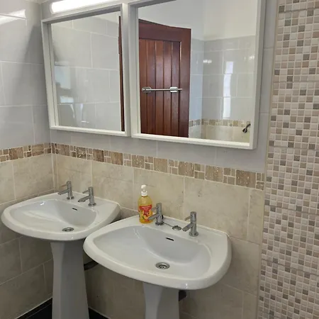 Amarela * ヴィラモウラ