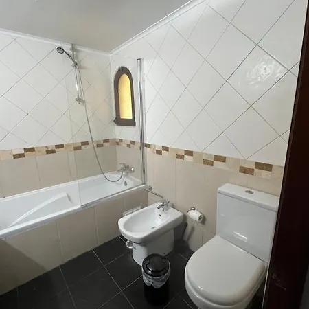 別荘 Amarela ヴィラモウラ