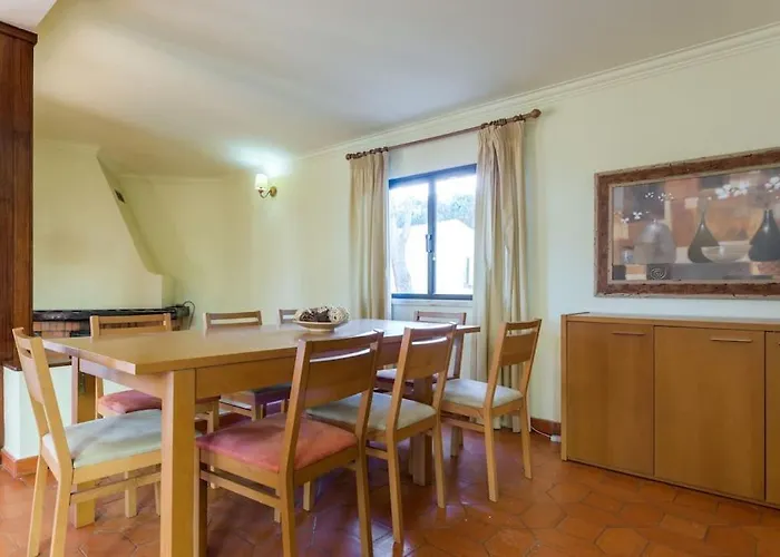 Amarela * Βιλαμούρα