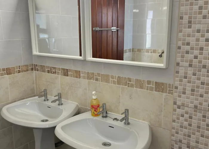 Amarela * Βιλαμούρα