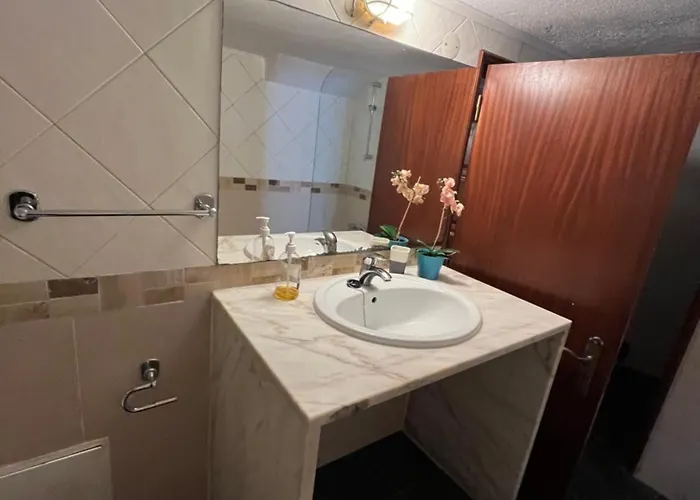 Amarela Βιλαμούρα